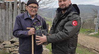 Karabük'te vatandaşlara 2 bin fidan dağıtıldı