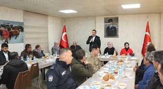 Karlıova'da şehit ve gazi yakınlarına yönelik iftar programı düzenlendi