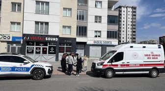 Kayseri'de 3'üncü kattan düşen yaşlı adam öldü