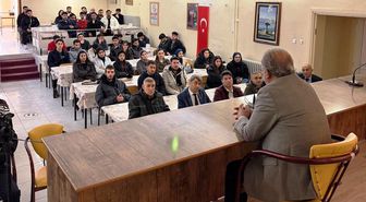 Keban'da 'Son Kale Çanakkale' konulu konferans düzenlendi