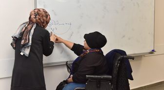 Kepez'de engelli bireylere EKPSS'ye hazırlık desteği