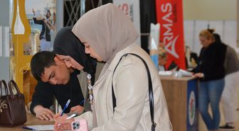 Kepez'de turizmde iş verenlerle iş arayanlar buluştu