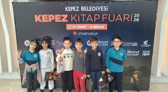 Kepez Kitap Fuarı 7'den 70'e İlgiyi Çekiyor