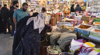 Kerkük'te Ramazan Bayramı öncesi çarşı ve pazarlar hareketlendi