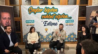 Keşan'da AK Parti'den 'Çaylar bizden, sohbet sizden' programı