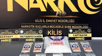 Kilis'te mezarlıkta saklanan 3 bin 679 uyuşturucu hap ele geçirildi