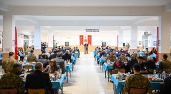 Kırklareli Valisi Turan, Vize'de şehit aileleri ve gazilerle iftarda buluştu