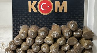 Kırşehir'de kamyonette 200 kilogram kıyılmış tütün ele geçirildi