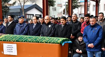 Kırşehir'de şehit Tekinaslan'ın vefat eden annesinin cenazesi defnedildi