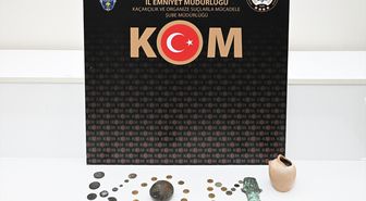 Kırşehir'de tarihi eser niteliğinde 35 sikke ve 3 obje ele geçirildi