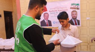 Kocaeli Büyükşehir Belediyesi, Rakka'da günlük 1000 kişilik iftar veriyor