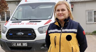 Kocaeli'de kadın ambulans sürücüleri, hastalar için zamanla yarışıyor