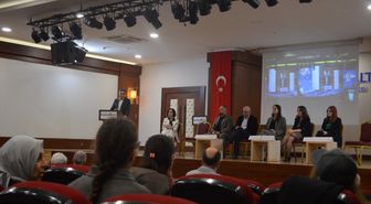 Konyaaltı'da bipolar bozukluğa farkındalık konferansı düzenlendi