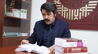 KÜÇÜK YAŞ, BÜYÜK SUÇ - 'Çevrim içi oyunlar örgüte eleman kazandırılması ve çocukların kandırılması için kullanılıyor' uyarısı