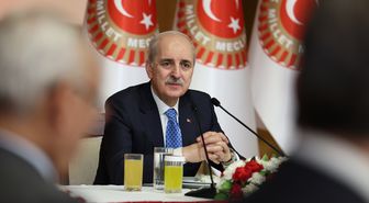 Kurtulmuş, Milli Dayanışma, Kardeşlik ve Demokrasi Komisyonu üyeleriyle iftarda bir araya geldi