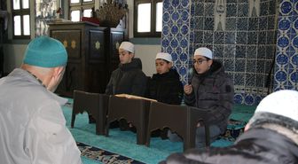 Kütahya'da imam hatip lisesi öğrencileri ramazanda camilerde mesleki tecrübe kazanıyor