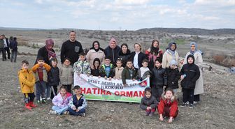 Kütahya'da öğrenciler 1000 fidanı toprakla buluşturdu