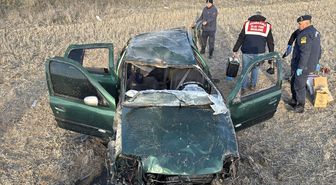 Kütahya'da takla atan otomobildeki 1 kişi öldü, 2 kişi yaralandı