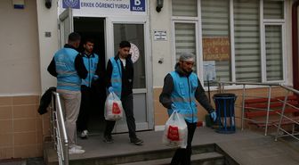 Kütahya'da üniversite öğrencileri 'Komşum' projesiyle gönüllere dokunuyor