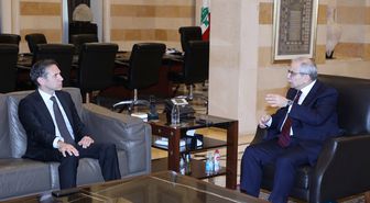 Lübnan Başbakanı, Büyükelçi Lütem'i kabulünde, yerinden edilenlere desteğinden dolayı Türkiye'ye teşekkür etti