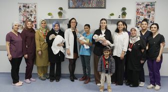Malatya'da 750 gram doğan 3 bebek taburcu edildi