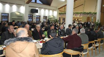 Malazgirt'te AK Parti teşkilatı iftarda buluştu