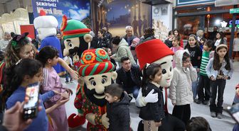 Mardin'de 'Ramazan Sokağı' vatandaşları ağırlamaya başladı