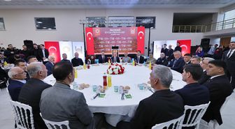 Mardin Valisi Akkoyun Mazıdağı'nda iftar programına katıldı