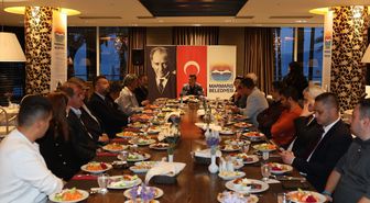 Marmaris Belediye Başkanı Ünlü, basın mensuplarıyla iftarda buluştu