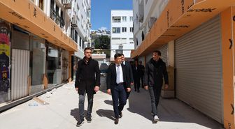 Marmaris Belediye Başkanı Ünlü, çarşı yenileme çalışmalarını inceledi