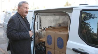 Melikgazi Belediyesinden iaşe kolisi dağıtımı