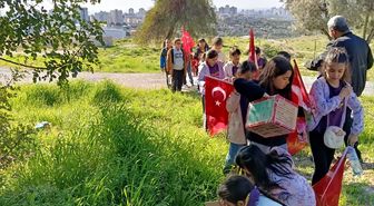 Mersin'de çocuklar doğaya kuş yuvaları bıraktı