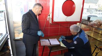 Mersin'de hijyen koşullarına uymayan ruhsatsız fırına 6 bin 400 lira ceza kesildi
