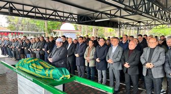 Mersin'de kalp krizinden ölen eski futbolcu Hakan Turgut'un cenazesi defnedildi