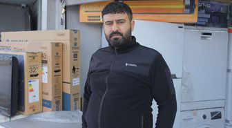 Mersin'de yardım isteyen genç, esnafın eşyalarını çaldı