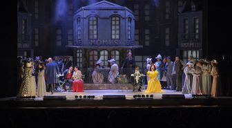 Mersin Devlet Opera ve Balesi 'La Boheme' operasını sahneledi
