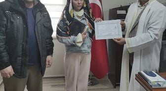 Mersin'e bir nükleer güç santralinde çalışmaya gelen Rus kadın Müslüman oldu