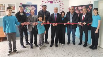 Merzifon'da köy okulunda matematik sınıfı açıldı