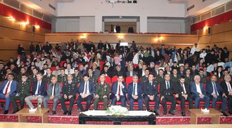 Midyat'ta 18 Mart Şehitleri Anma Günü ve Çanakkale Deniz Zaferi dolayısıyla tören yapıldı