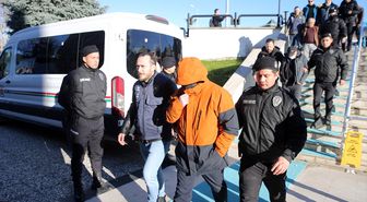 Muğla'da 'yanıltıcı bilgi yayma' soruşturmasının ikinci dalgasında yakalanan 8 şüpheli adliyede