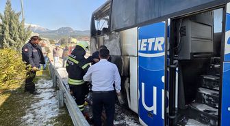 Muğla'da yolcu otobüsünde çıkan yangın söndürüldü