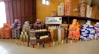 Muş'ta sahte temizlik ürünü ve bandrolsüz sigara malzemesi ele geçirildi