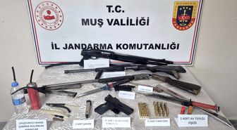 Muş'ta silah ve uyuşturucu operasyonunda 2 şüpheli yakalandı