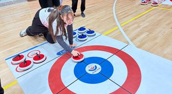 Niğde'de floor curling müsabakaları başladı