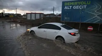 Niğde'de Sağanak Yağış ve Rüzgar Zorluk Çıkardı