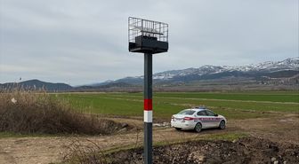 Niksar'da kazaların meydana geldiği yola flaşörlü uyarı lambası konuldu