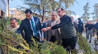 Oğuzlar'da Orman Haftası kapsamında 2 bin 500 fidan dağıtıldı