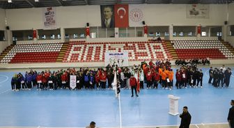 Okul Sporları Gençler Türkiye Hentbol Şampiyonası, Amasya'da başladı