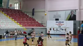 Okul Sporları Voleybol Yıldızlar yarı final müsabakaları Yozgat'ta başladı