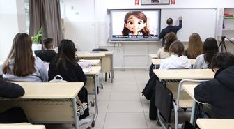 Okullarda ilk ders 'finansal okuryazarlık' oldu